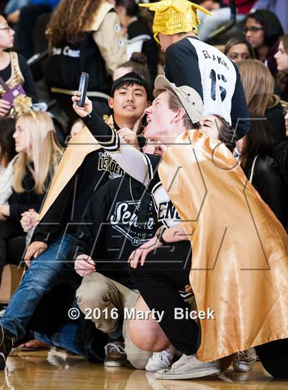 Thumbnail 1 in Gregori @ Enochs photogallery.