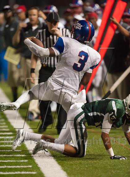Thumbnail 3 in Serra @ Oceanside (UT Honor Bowl) photogallery.