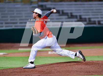 Thumbnail 2 in San Marcos vs United (San Antonio Classic) photogallery.