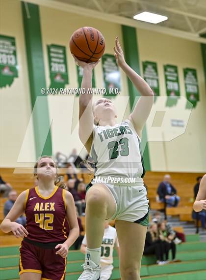 Thumbnail 1 in Alexandria-Monroe @ Yorktown  photogallery.