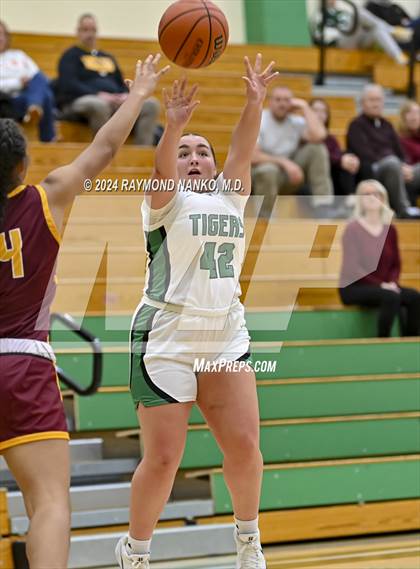 Thumbnail 1 in Alexandria-Monroe @ Yorktown  photogallery.