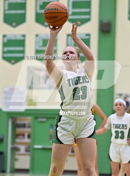 Thumbnail 3 in Alexandria-Monroe @ Yorktown  photogallery.