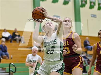 Thumbnail 2 in Alexandria-Monroe @ Yorktown  photogallery.