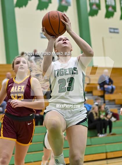 Thumbnail 2 in Alexandria-Monroe @ Yorktown  photogallery.