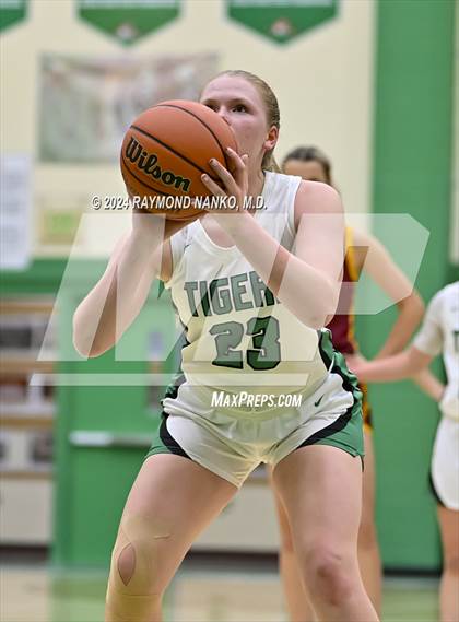 Thumbnail 2 in Alexandria-Monroe @ Yorktown  photogallery.