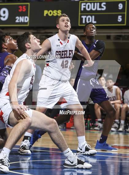Thumbnail 3 in New Rochelle vs. Horace Greeley (Section 1 Class AA Semifinal) photogallery.