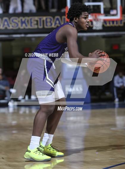Thumbnail 1 in New Rochelle vs. Horace Greeley (Section 1 Class AA Semifinal) photogallery.