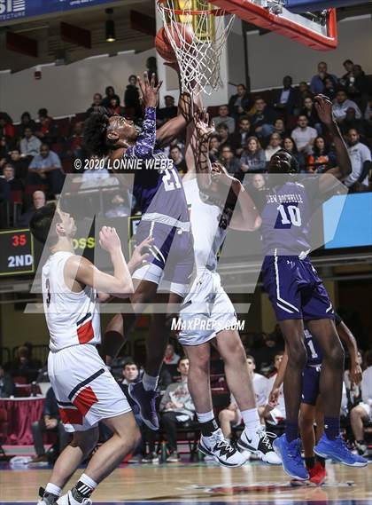 Thumbnail 2 in New Rochelle vs. Horace Greeley (Section 1 Class AA Semifinal) photogallery.