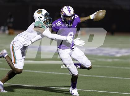 Thumbnail 1 in Sam Houston vs. Brackenridge photogallery.