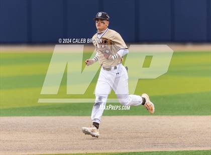 Thumbnail 2 in Davis vs. Corner Canyon (UHSAA 6A Bracket Play) photogallery.