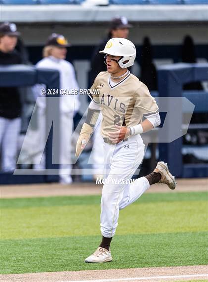 Thumbnail 1 in Davis vs. Corner Canyon (UHSAA 6A Bracket Play) photogallery.