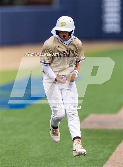Thumbnail 1 in Davis vs. Corner Canyon (UHSAA 6A Bracket Play) photogallery.