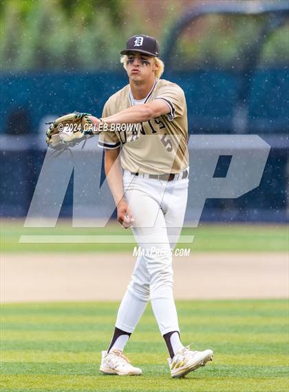 Thumbnail 2 in Davis vs. Corner Canyon (UHSAA 6A Bracket Play) photogallery.