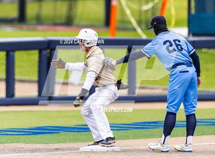 Thumbnail 1 in Davis vs. Corner Canyon (UHSAA 6A Bracket Play) photogallery.
