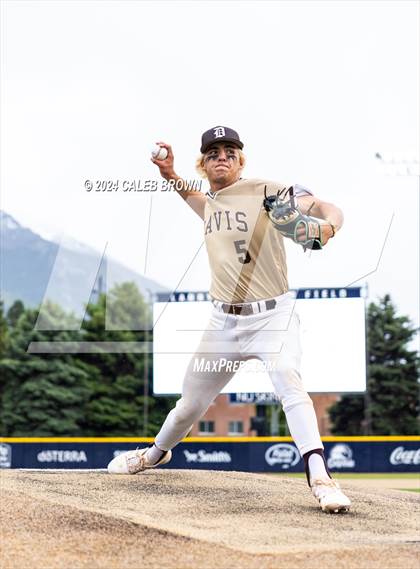 Thumbnail 1 in Davis vs. Corner Canyon (UHSAA 6A Bracket Play) photogallery.