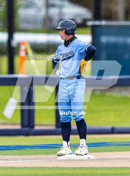 Thumbnail 1 in Davis vs. Corner Canyon (UHSAA 6A Bracket Play) photogallery.