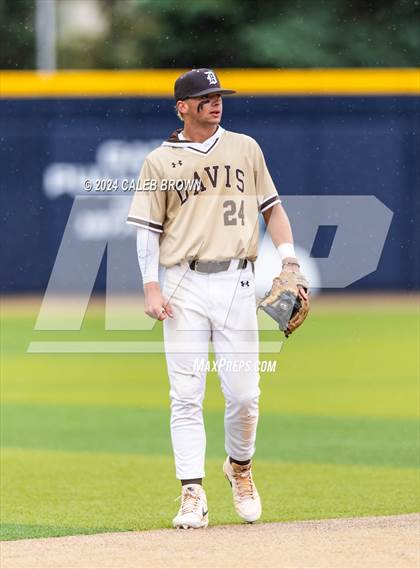 Thumbnail 2 in Davis vs. Corner Canyon (UHSAA 6A Bracket Play) photogallery.