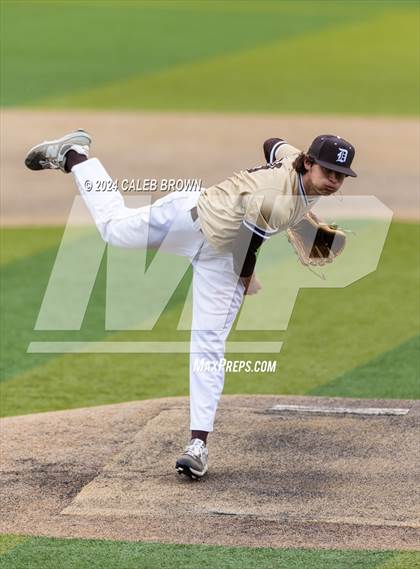 Thumbnail 3 in Davis vs. Corner Canyon (UHSAA 6A Bracket Play) photogallery.