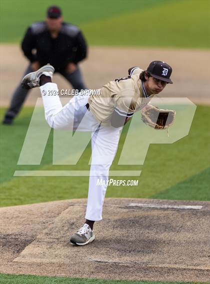 Thumbnail 2 in Davis vs. Corner Canyon (UHSAA 6A Bracket Play) photogallery.