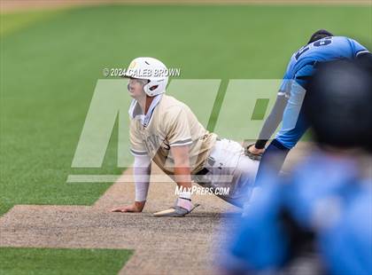 Thumbnail 2 in Davis vs. Corner Canyon (UHSAA 6A Bracket Play) photogallery.