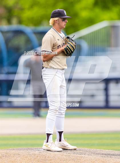 Thumbnail 3 in Davis vs. Corner Canyon (UHSAA 6A Bracket Play) photogallery.