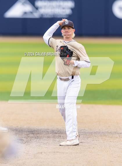 Thumbnail 2 in Davis vs. Corner Canyon (UHSAA 6A Bracket Play) photogallery.