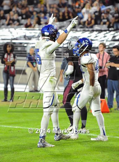 Thumbnail 2 in Hamilton vs. Chandler (AIA D1 Final) photogallery.