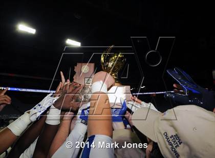 Thumbnail 1 in Hamilton vs. Chandler (AIA D1 Final) photogallery.