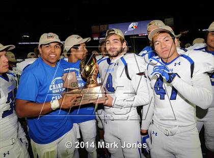 Thumbnail 1 in Hamilton vs. Chandler (AIA D1 Final) photogallery.