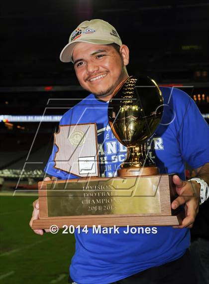 Thumbnail 1 in Hamilton vs. Chandler (AIA D1 Final) photogallery.