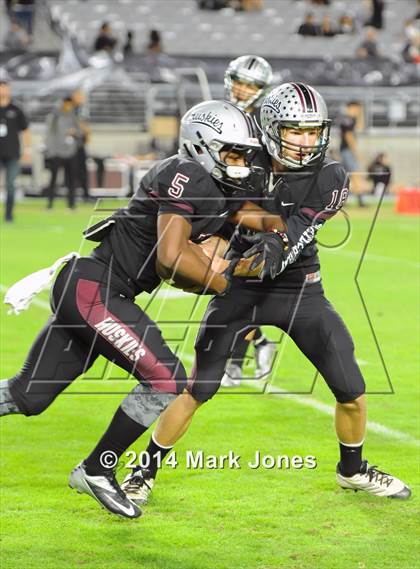 Thumbnail 3 in Hamilton vs. Chandler (AIA D1 Final) photogallery.