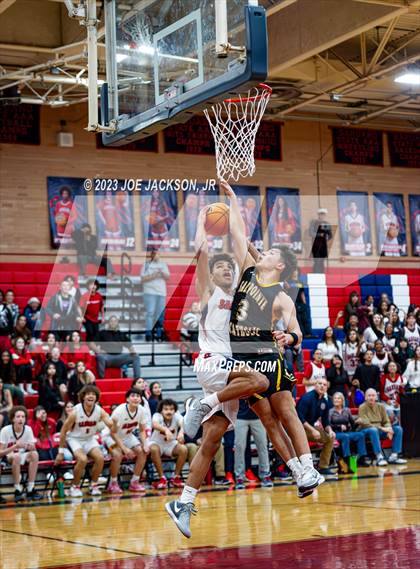 Thumbnail 2 in Salpointe Catholic @ Sahuaro photogallery.