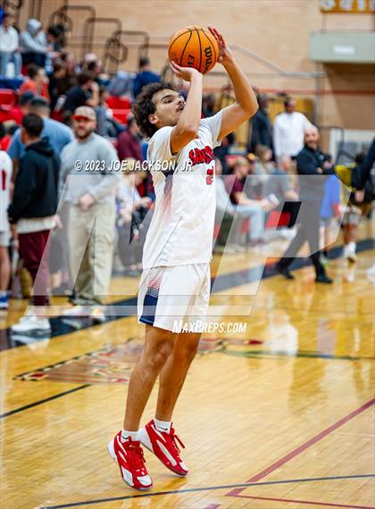 Thumbnail 2 in Salpointe Catholic @ Sahuaro photogallery.