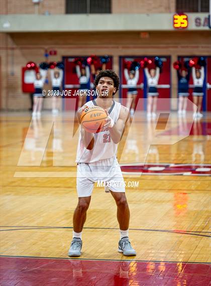 Thumbnail 3 in Salpointe Catholic @ Sahuaro photogallery.