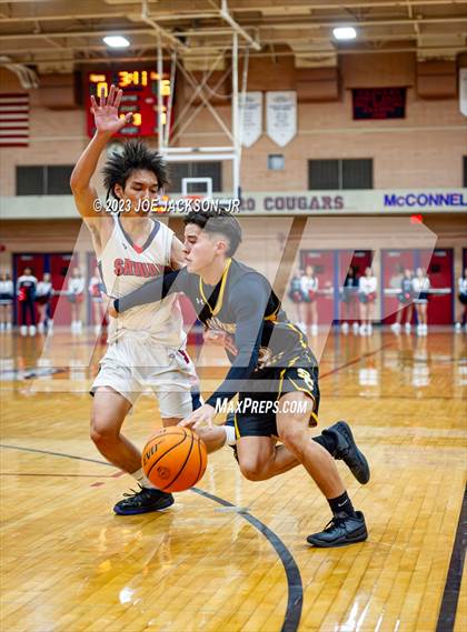 Thumbnail 2 in Salpointe Catholic @ Sahuaro photogallery.