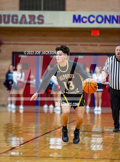 Thumbnail 2 in Salpointe Catholic @ Sahuaro photogallery.