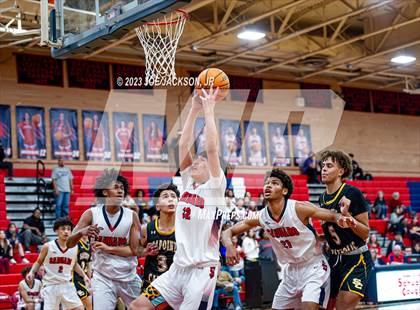 Thumbnail 3 in Salpointe Catholic @ Sahuaro photogallery.