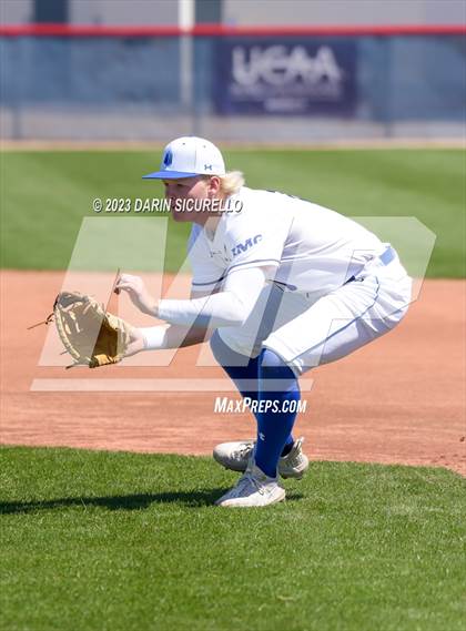 Thumbnail 2 in IMG Academy Black vs. West Linn (Coach Bob Invitational) photogallery.
