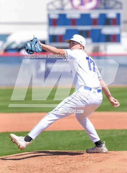 Thumbnail 3 in IMG Academy Black vs. West Linn (Coach Bob Invitational) photogallery.