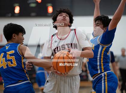 Thumbnail 3 in Valencia @ Tustin photogallery.