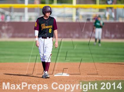 Thumbnail 2 in Royal @ Simi Valley photogallery.