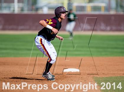 Thumbnail 2 in Royal @ Simi Valley photogallery.