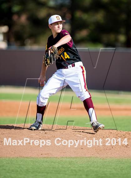 Thumbnail 2 in Royal @ Simi Valley photogallery.
