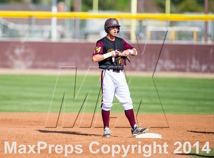 Thumbnail 3 in Royal @ Simi Valley photogallery.