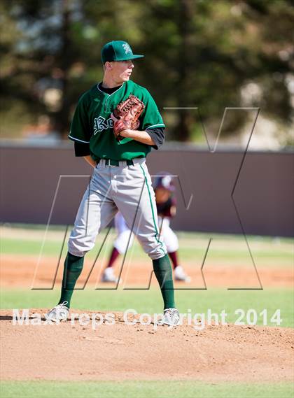 Thumbnail 3 in Royal @ Simi Valley photogallery.