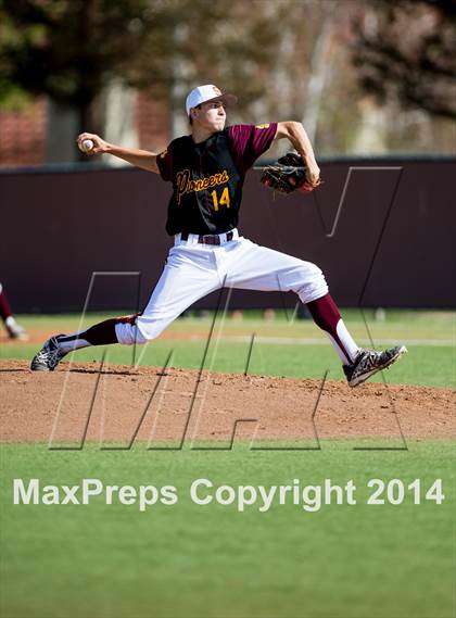 Thumbnail 3 in Royal @ Simi Valley photogallery.