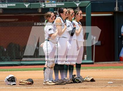 Thumbnail 3 in Neches vs. Hermleigh (UIL 1A Softball Semifinal) photogallery.