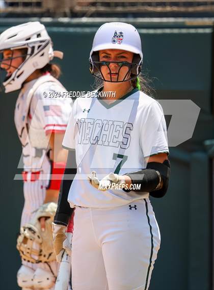 Thumbnail 2 in Neches vs. Hermleigh (UIL 1A Softball Semifinal) photogallery.