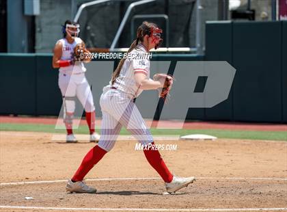 Thumbnail 2 in Neches vs. Hermleigh (UIL 1A Softball Semifinal) photogallery.
