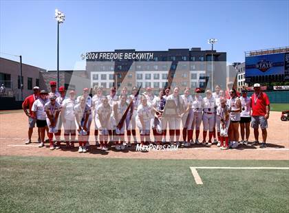 Thumbnail 1 in Neches vs. Hermleigh (UIL 1A Softball Semifinal) photogallery.